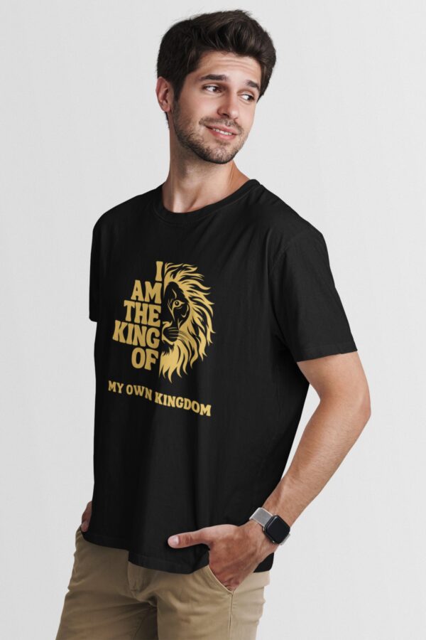 Samio-tees-design12-model1 Samio - I am the king Graphics
