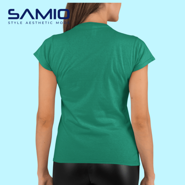 Model wearing plain bottle green cotton t-shirt